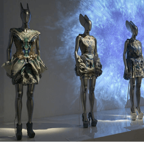 figures bronze
